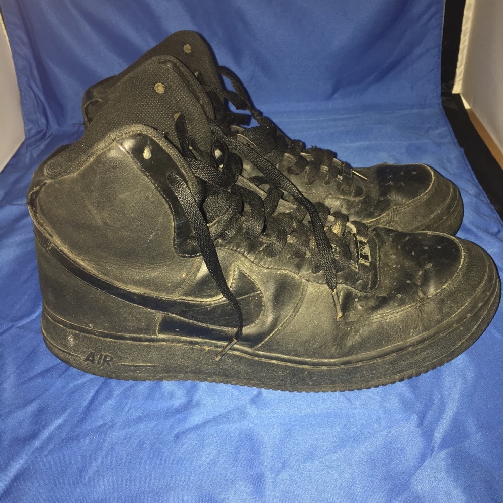 Black Nike AirForce 1 High